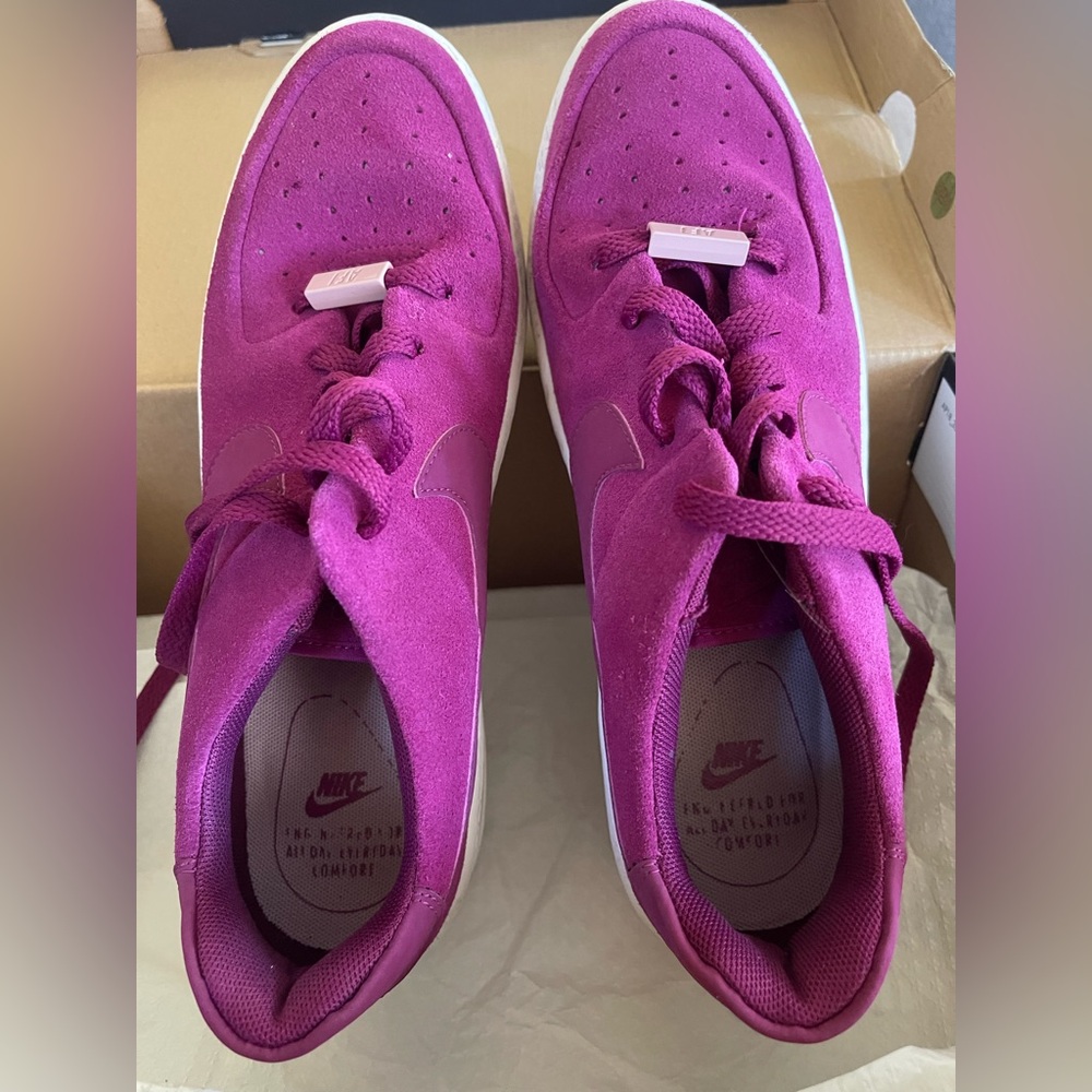 Nike Women’s' Pink Sneakers